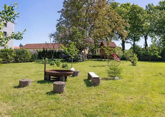 Nyaraló Am Alt Zeschdorf